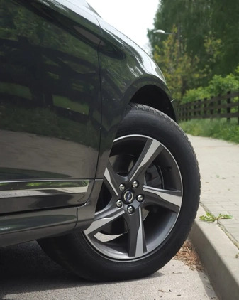 Volvo XC 60 cena 59900 przebieg: 237400, rok produkcji 2015 z Sanok małe 742